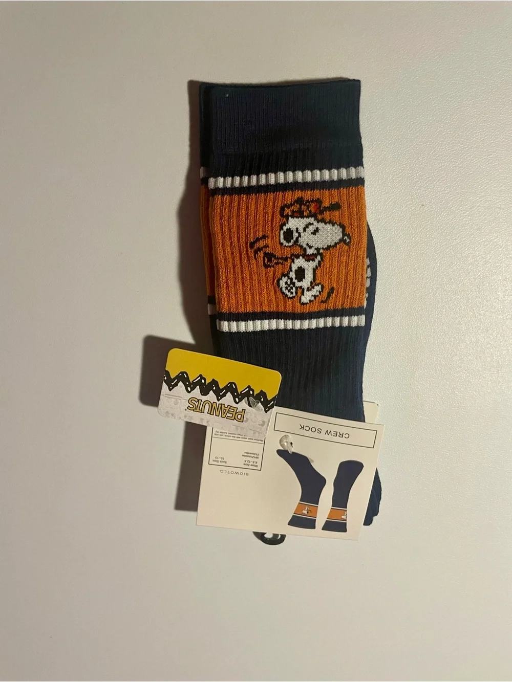 NWT Peanuts Snoopy Baseball Navy Orange Unisex Varsity Crew Socks Size 10-13